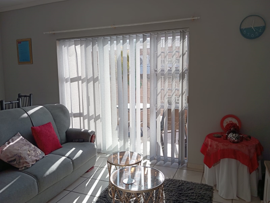 2 Bedroom Property for Sale in Kabega Park Eastern Cape